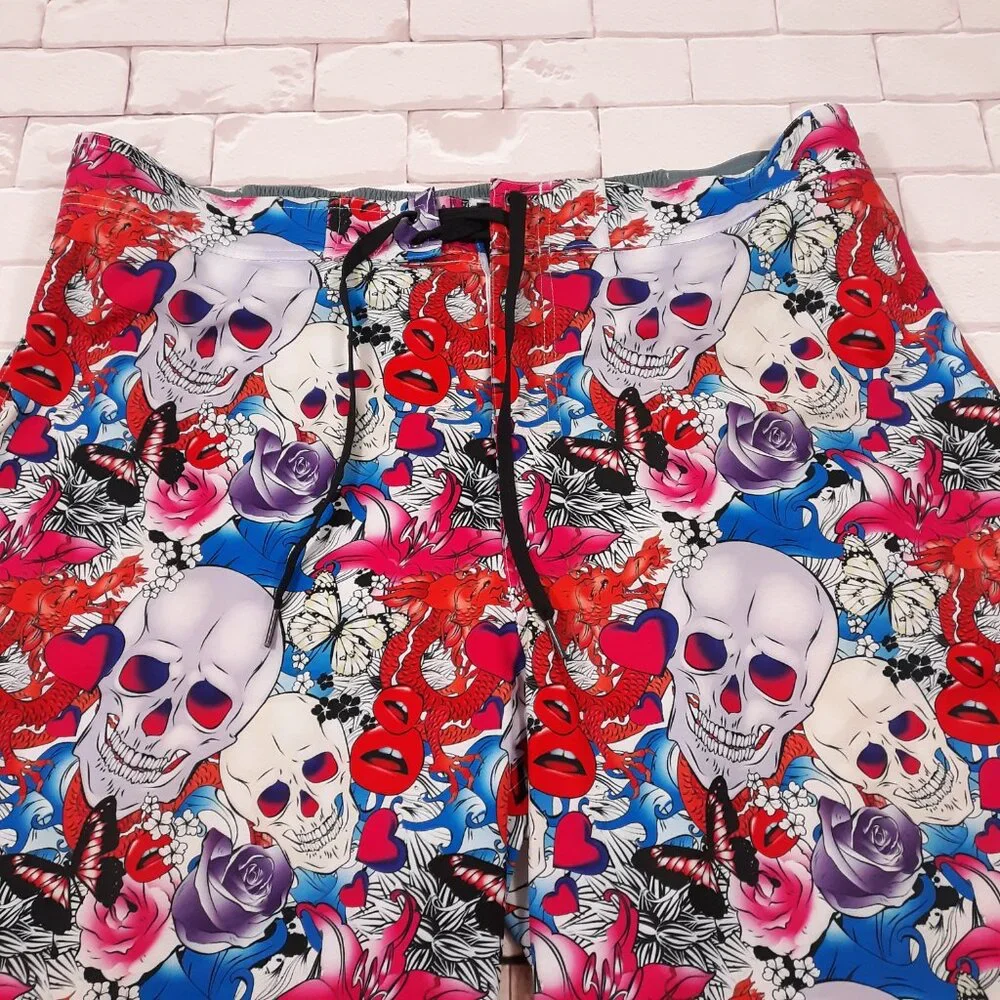 Hreski Swim Trunks Water Beach Shorts Mens Size 40 Skull Rose Grunge Red Blue